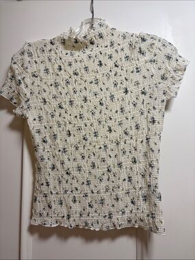 Smocked High-Neck Floral Short Sleeve Top - Cream with Blue Floral